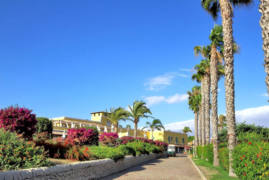 Igv Club Baia Samuele Hotel ซัมปิเอรี ภายนอก รูปภาพ