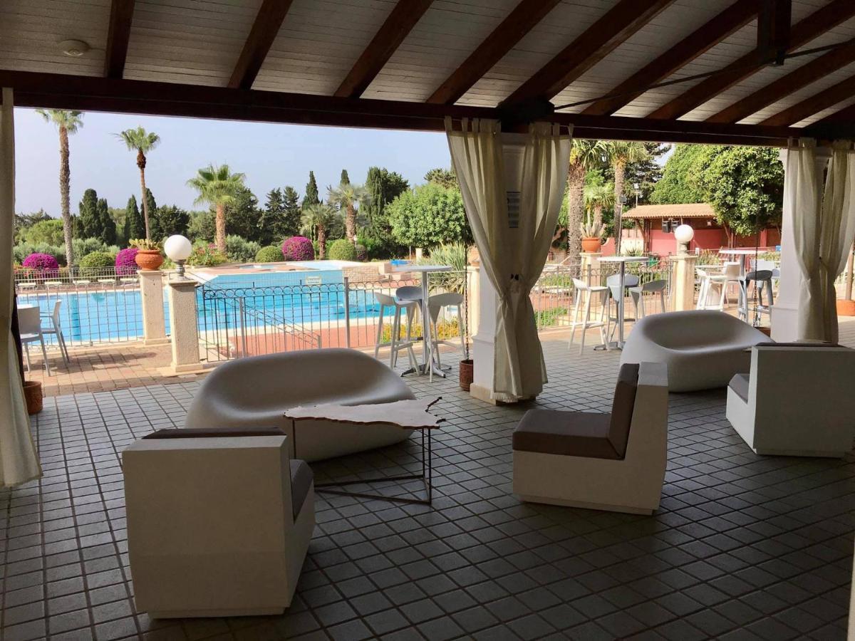 Igv Club Baia Samuele Hotel ซัมปิเอรี ภายนอก รูปภาพ